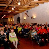 DSC_6990_800x600_podium